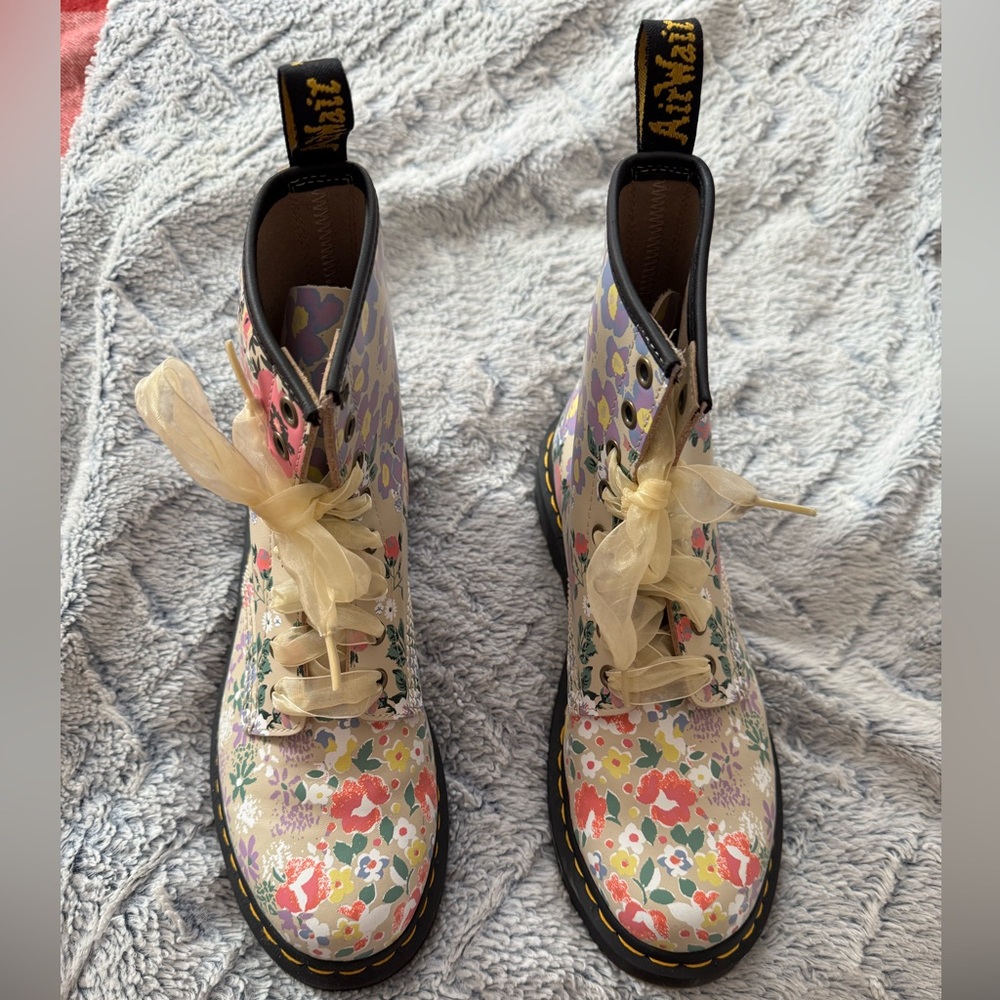 Like new Doc Martens